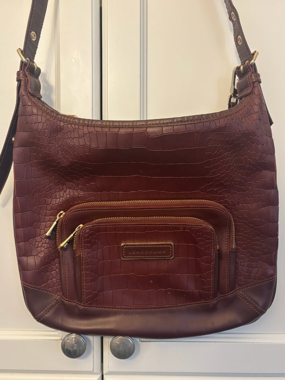 LONGCHAMP - Burgundy crossbody bag with gold hardware